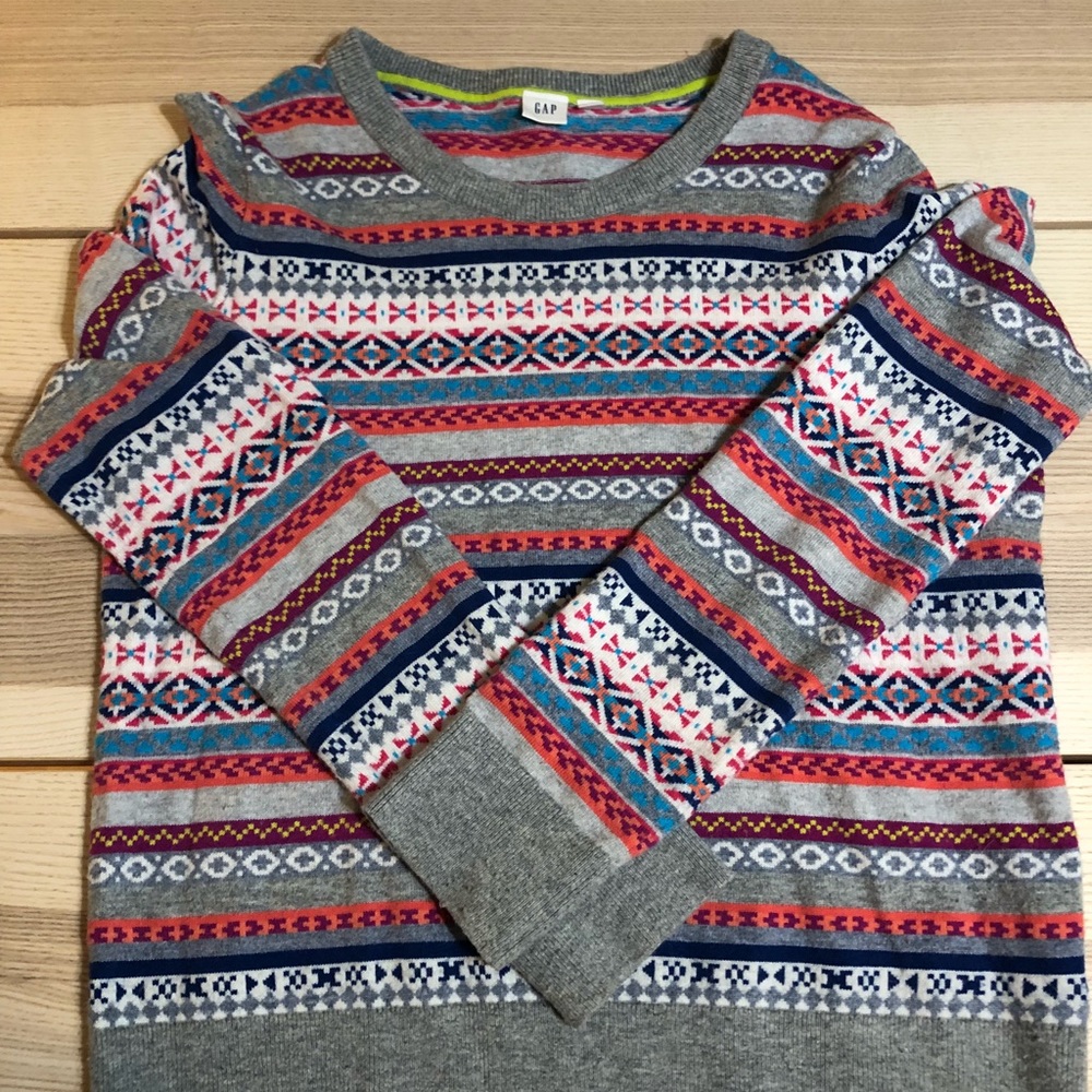 Gap patterned sweater